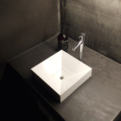 evam eva yamanashiのレストラン「味」トイレ手洗い場