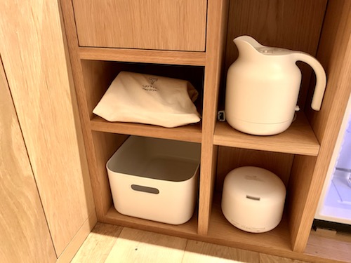 MUJI HOTEL GINZAのタイプAの洗面台の下部