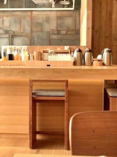 MUJI HOTEL GINZAの朝食会場「WA」のドリンクバー
