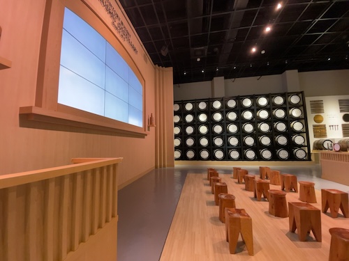 ウイスキー博物館のものづくりツアー