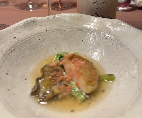 甲府「中華 NIGRAT」で食べた蒸し鮑と削り金華ハムのソース