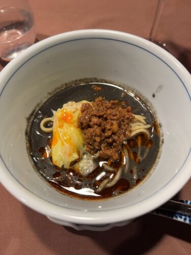 甲府「中華 NIGRAT」で食べた自家製黒ゴマ担々麺
