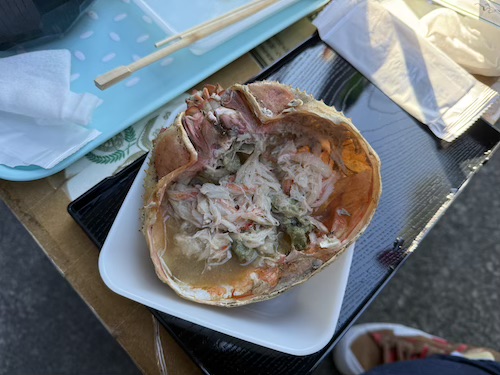 矢作ワインで食べた紅ズワイカニ